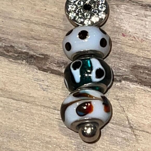 Bead With Rhinestone Accent Necklace On Cord Hand Crafted - Picture 3 of 7